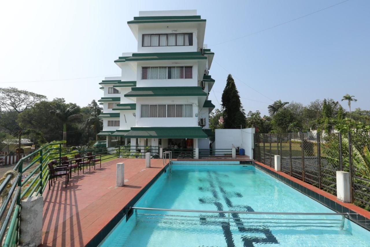 Sunrise Hill Resort Khandala  Exterior photo