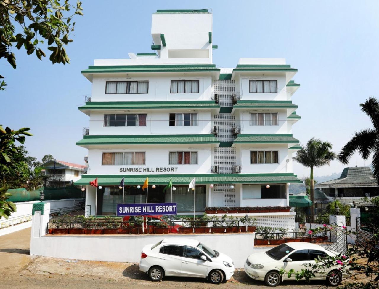 Sunrise Hill Resort Khandala  Exterior photo